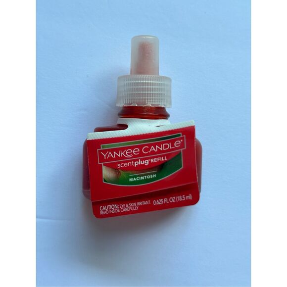 Yankee Candle Plug in Refill Macintosh NEW - Picture 1 of 2